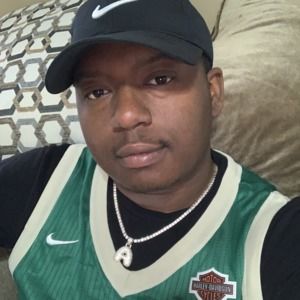 Meet your Posher, Akeem